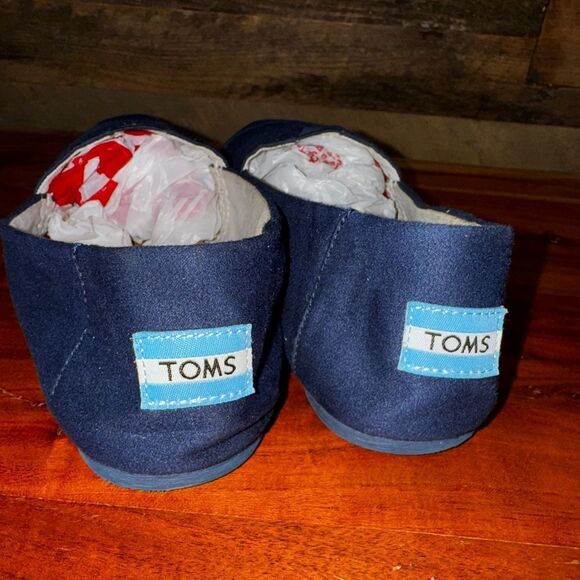 Authentic Tom's TOMS NAVY CANVAS WOMEN'S CLASSIC COMFORT SHOES sz women’s 9 - Picture 2 of 3